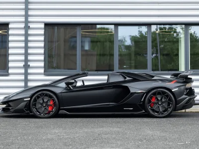 2021 Lamborghini Aventador SVJ Roadster: The Ultimate Supercar Experience convertible (No.112972)