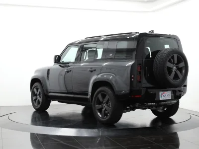 2025 BRAND NEW LAND ROVER DEFENDER 110X DYNAMIC HSE D300 - 2025