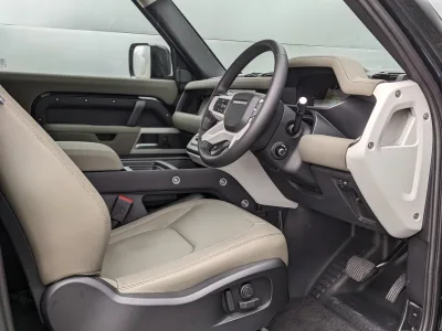 2022 Land Rover Defender 90 XS Edition 2.0L P300 4WD (Panoramic Roof OP Navi) (No.J0609)