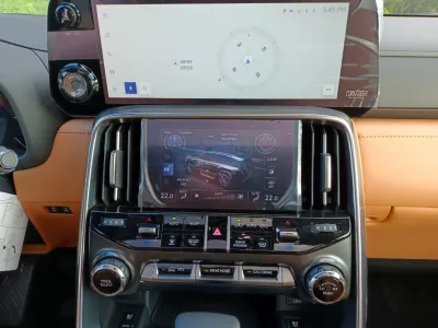 Lexus  LX500d (No-830718)