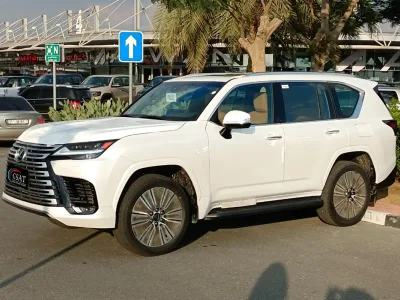 Lexus  LX500d (No-830718)