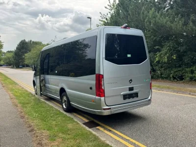2025 Mercedes-Benz Sprinter Tourline L – 21 Seater