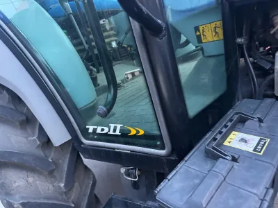 NEW HOLLAND TD5040 TRACTOR