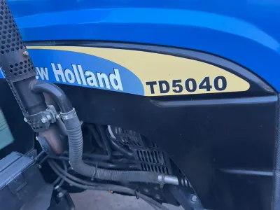 NEW HOLLAND TD5040 TRACTOR
