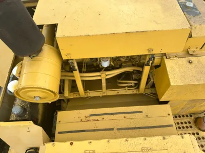 NEW HOLLAND TX30 (HST HYDRAULIC CONTROL) COMBINE HARVESTER (No.J0820)