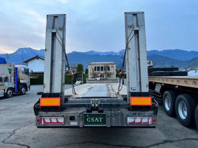 NISSAN UD SELFLOADER TRUCK (No.J0884)