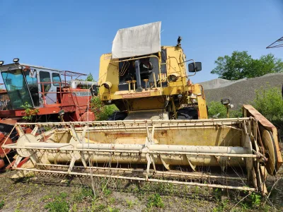 New Holland 8050 Combine Harvester (No.J0885)