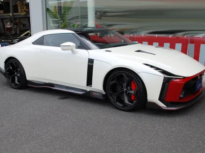 Nissan GT-R GT-R50 by Italdesign Limited to 50 variable rear spoilers (pearl white) (No.J0595)