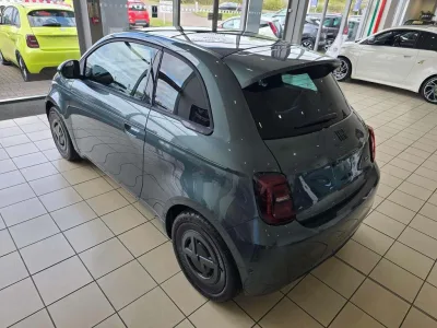 2025  BRAND NEW FIAT 500e – GIORGIO ARMANI EDITION for export from Japan