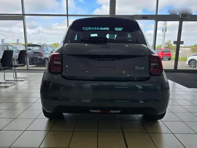 2025  BRAND NEW FIAT 500e – GIORGIO ARMANI EDITION