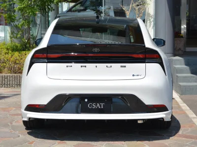 2025 TOYOTA PRIUS 2.0 Z ZEUS Aero Package for export from Japan