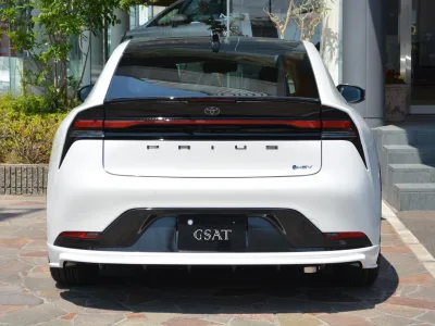 2025 TOYOTA PRIUS 2.0 Z ZEUS Aero Package for export from Japan