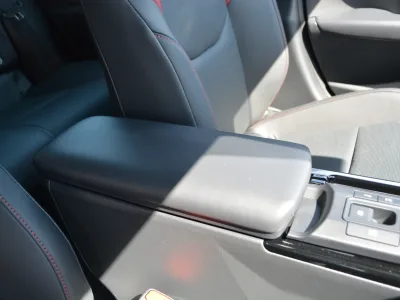 2025 TOYOTA PRIUS 2.0 Z ZEUS Aero Package