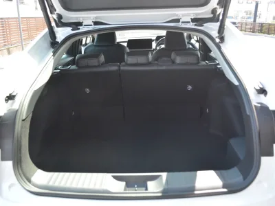 2025 TOYOTA PRIUS 2.0 Z ZEUS Aero Package