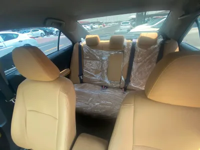 2019 Toyota Camry LE- (DOHC 16-valve) (No.680605)