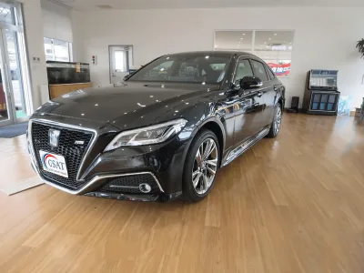 Toyota Crown Hybrid RS Advance Four Precious Black Pearl 2022