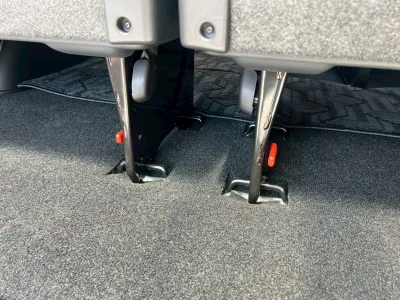 2025 Toyota Hiace Commuter 2.8 GL Diesel Turbo – 14-Seater for export from Japan