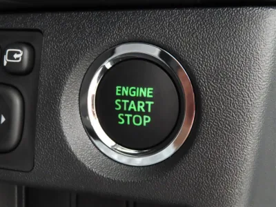 2025 Toyota Hiace Commuter 2.8 GL Diesel Turbo 14 seater (No.961014) for export from Japan