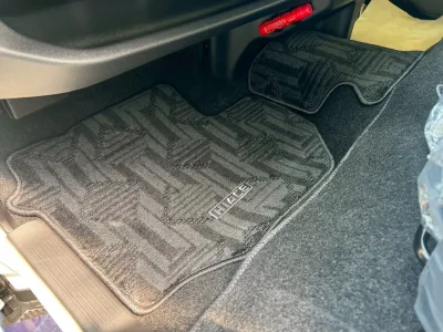 2025 Toyota Hiace Commuter 2.8 GL Diesel Turbo – 14-Seater