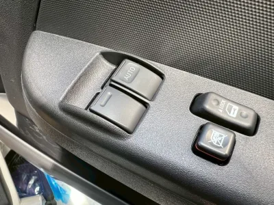 2025 Toyota Hiace Commuter 2.8 GL Diesel Turbo – 14-Seater