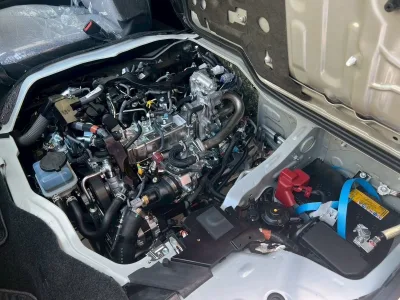 2025 Toyota Hiace Commuter 2.8 GL Diesel Turbo – 14-Seater