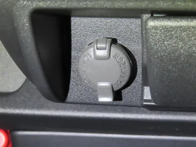 2025 Toyota Hiace Commuter 2.8 GL Diesel Turbo 14 seater (No.961014)