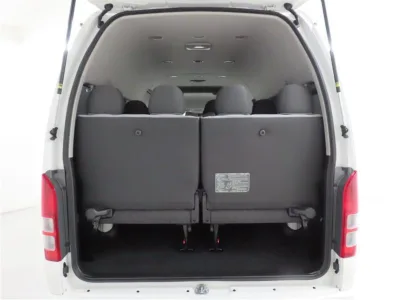 2025 Toyota Hiace Commuter 2.8 GL Diesel Turbo 14 seater (No.961014)