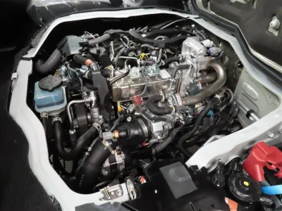 2025 Toyota Hiace Commuter 2.8 GL Diesel Turbo 14 seater (No.961014)
