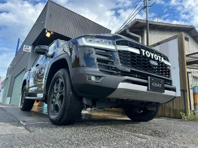 2025 Toyota Land Cruiser 300 3.3 GR Sport Diesel Turbo Black (No.961022) for export from Japan