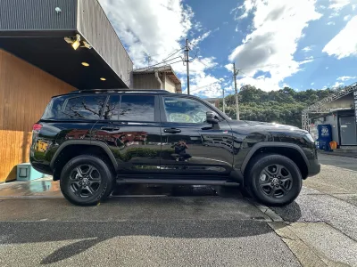 2025 Toyota Land Cruiser 300 3.3 GR Sport Diesel Turbo Black (No.961022) for export from Japan