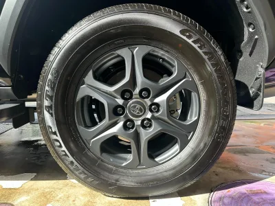 2025 Toyota Land Cruiser 300 3.3 GR Sport Diesel Turbo Black (No.961022) for export from Japan