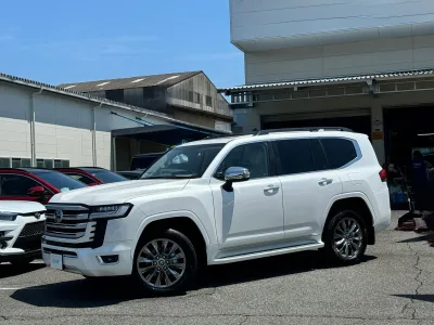 2025 Toyota Land Cruiser 300 ZX 3.5L 4WD 7 Seater