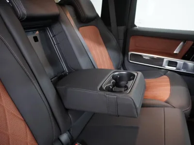 2025 Mercedes Benz Rubellite Red Metallic(No.J736) for export from Japan