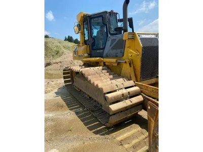 KOMATSU D61 DOZER D61PX-15EO (No.J0741) for export from Japan