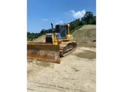 KOMATSU D61 DOZER D61PX-15EO (No.J0741) for export from Japan