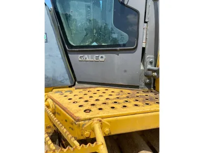 KOMATSU D61 DOZER D61PX-15EO (No.J0741) for export from Japan