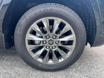 2025 Toyota LandCruiser LC300 7 Seater ZX Petrol (No.960561)