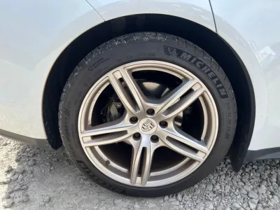 2018 Porsche Panamera 2.9L V6 Twin Turbo (No.J1051) for export from Japan