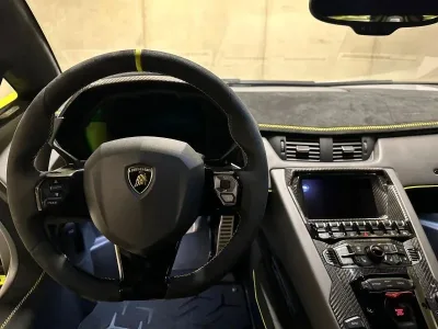 2020 Lamborghini Aventador SVJ