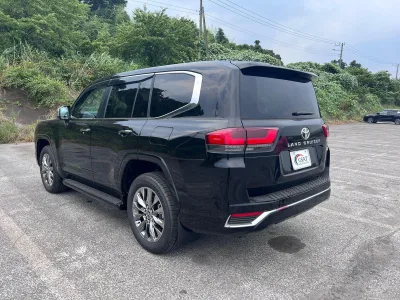 2025 Toyota LandCruiser LC300 7 Seater ZX Petrol (No.960561)