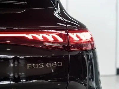 2026  MERCEDES-MAYBACH EQS680 4MATIC SUV  ULTRA LUXURY EV for export from Japan