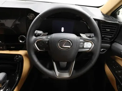 2025 Lexus NX450h+ Version L SUV for export from Japan