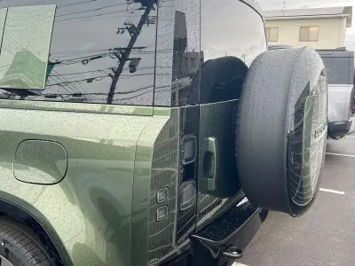 2026 LAND ROVER DEFENDER 110 PHEV HSE for export from Japan