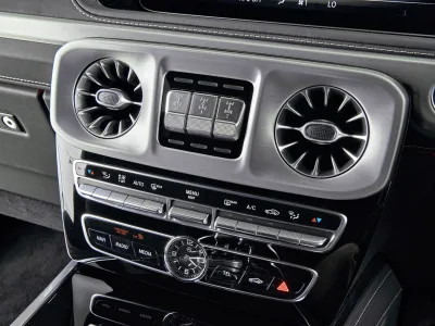 2025 Mercedes-Benz G-Class G400d AMG Line Diesel Turbo (No.960949) for export from Japan
