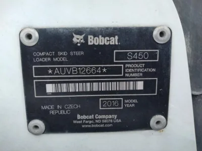 2016 BOBCAT S450 Skid Loader for export from Japan