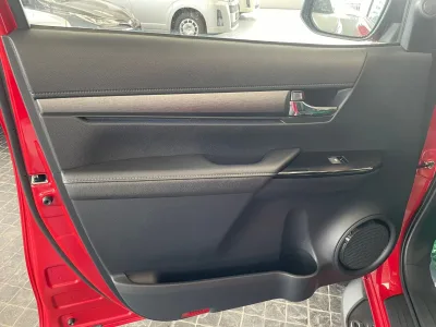 2022 RHD Toyota Hilux double cab ( Pickup ) Rocco 2.8 automatic 4×4 (No.560459) for export from Japan