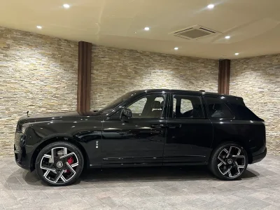 2025 Rolls-Royce Black Badge Cullinan II 6.75L 4WD(No.9600043) for export from Japan