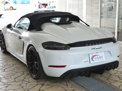 2020 Porsche 718 Spider Sports Car (No.960465) for export from Japan