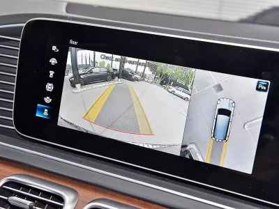 2021 Mercedes-Benz  Maybach GLS600 (No.480530) for export from Japan