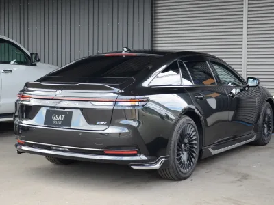 2026 Toyota Crown 2.5 Z THE 70th Hybrid for export from Japan
